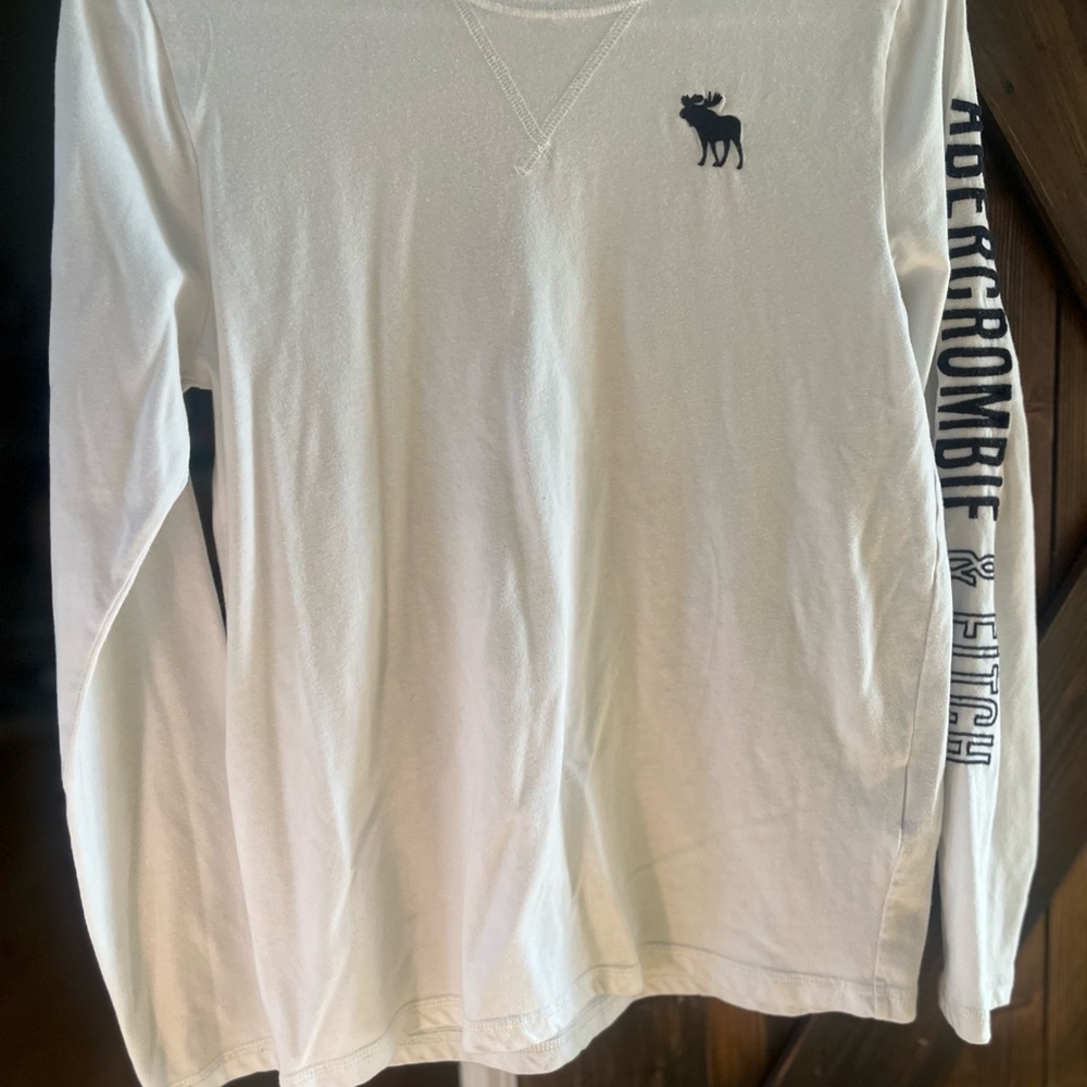 Abercrombie & Fitch White Long Sleeve Tee with Logo